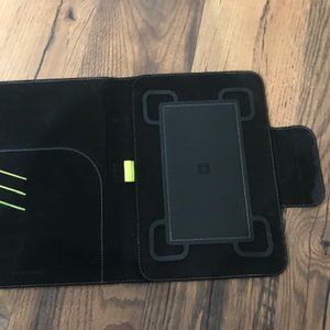 Puregear Tablet Folio - Lightweight for travel but Solid for Most 9-10" Tablets